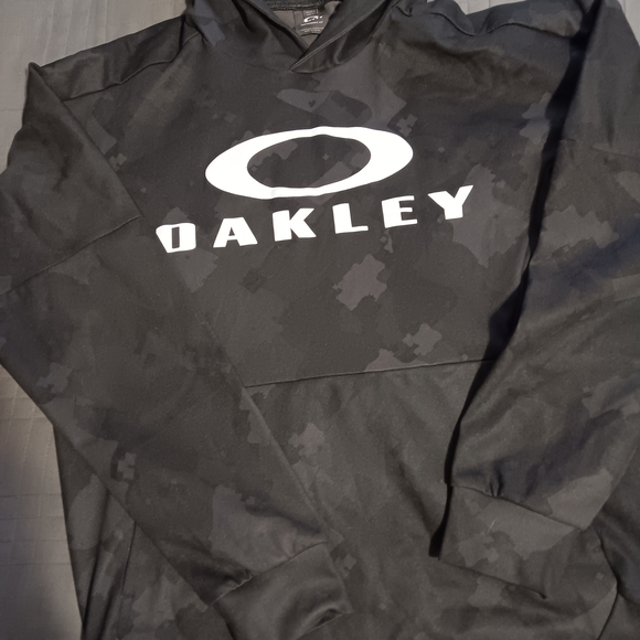 Oakley Black Camouflage Hoodie - Picture 1 of 3